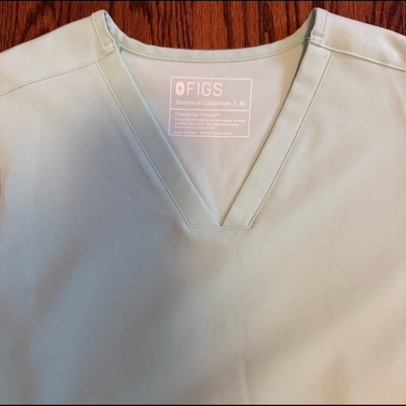 Figs Scrub Set - Picture 5 of 10